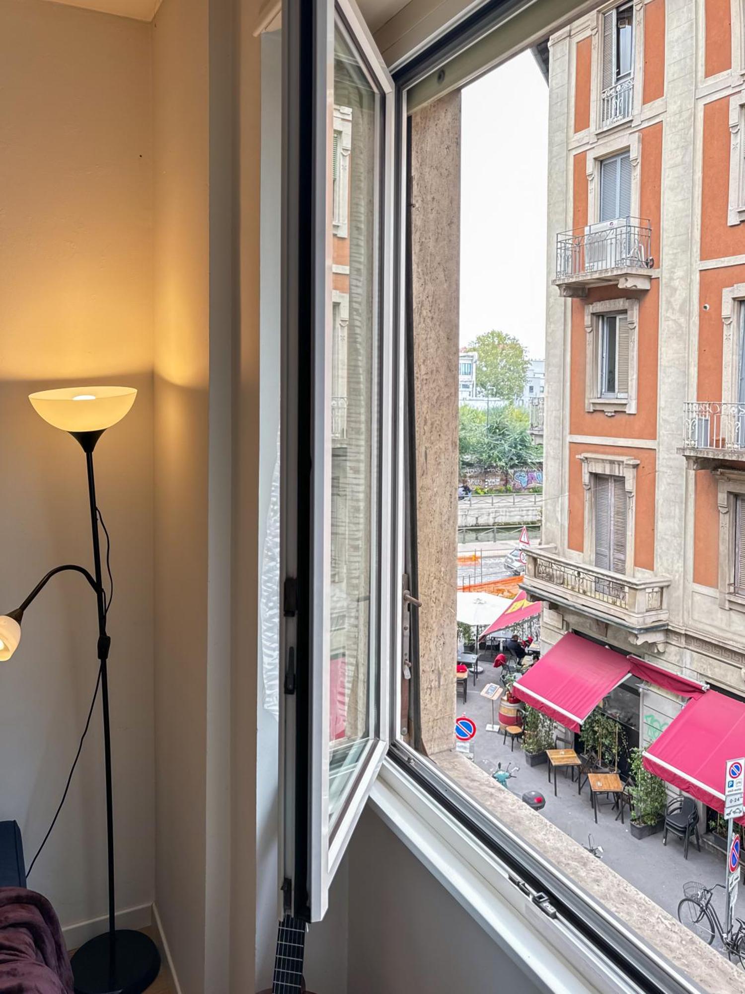 The Best! Fast Wi-Fi & Netflix Milano Eksteriør billede